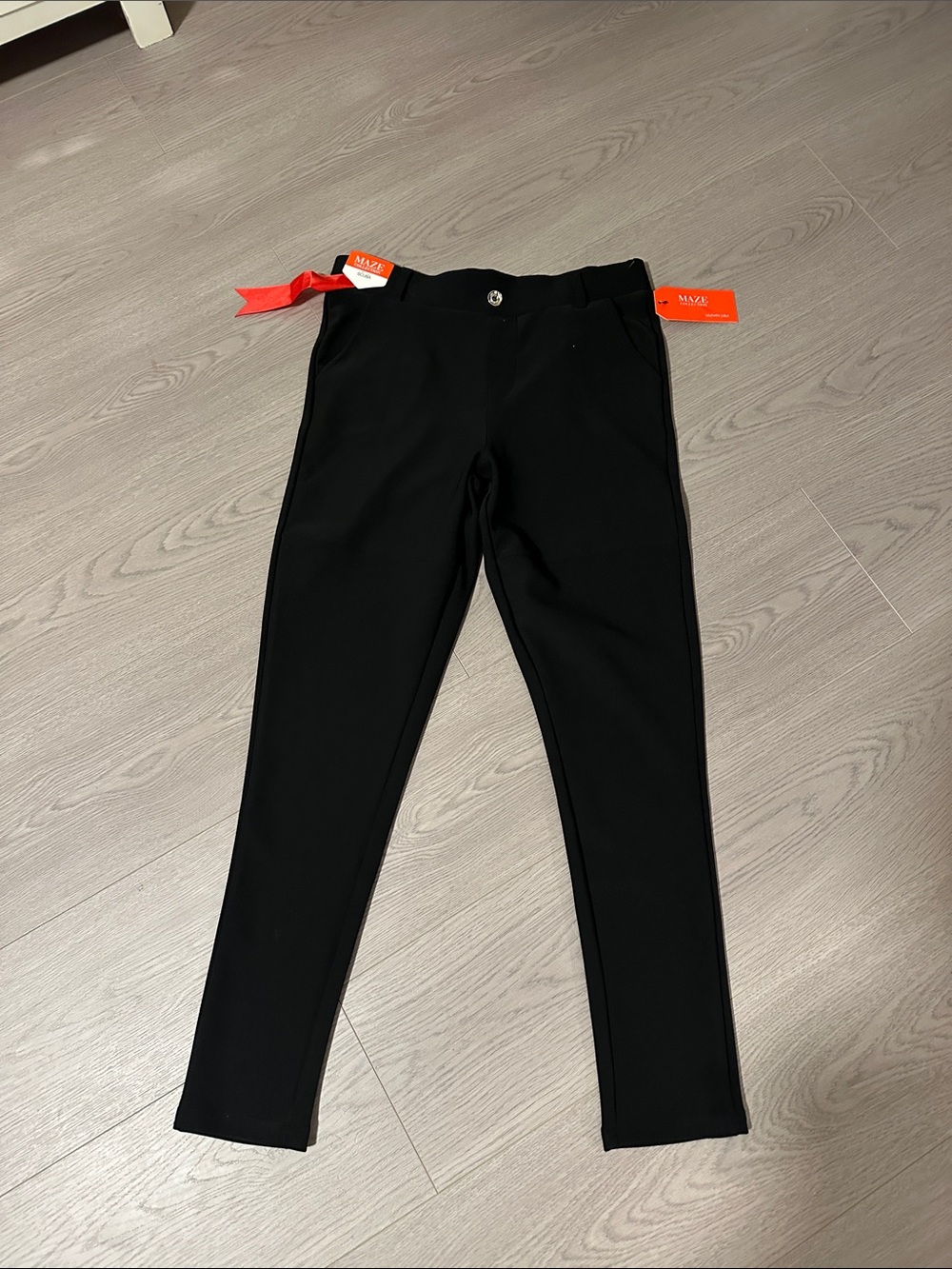 MAZE collection Levanta cola Slim High-Rise Leggings